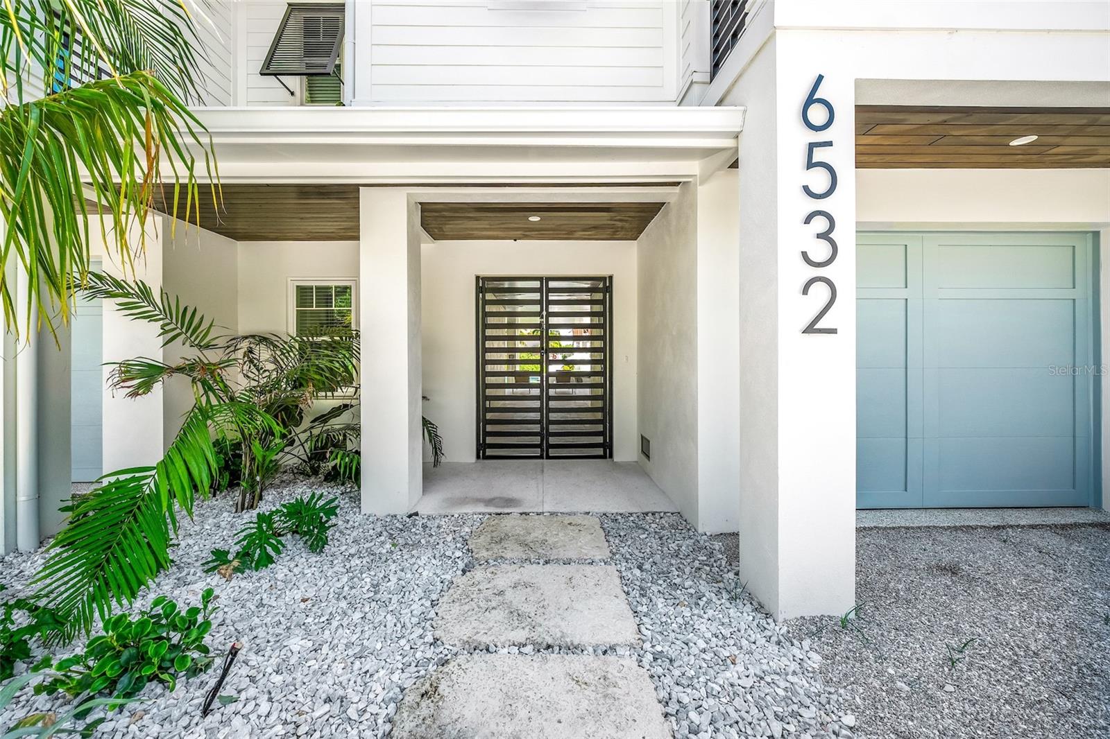 Sarasota, Florida, 34242, United States, 4 Bedrooms Bedrooms, ,5 BathroomsBathrooms,Residential,Active,1922294