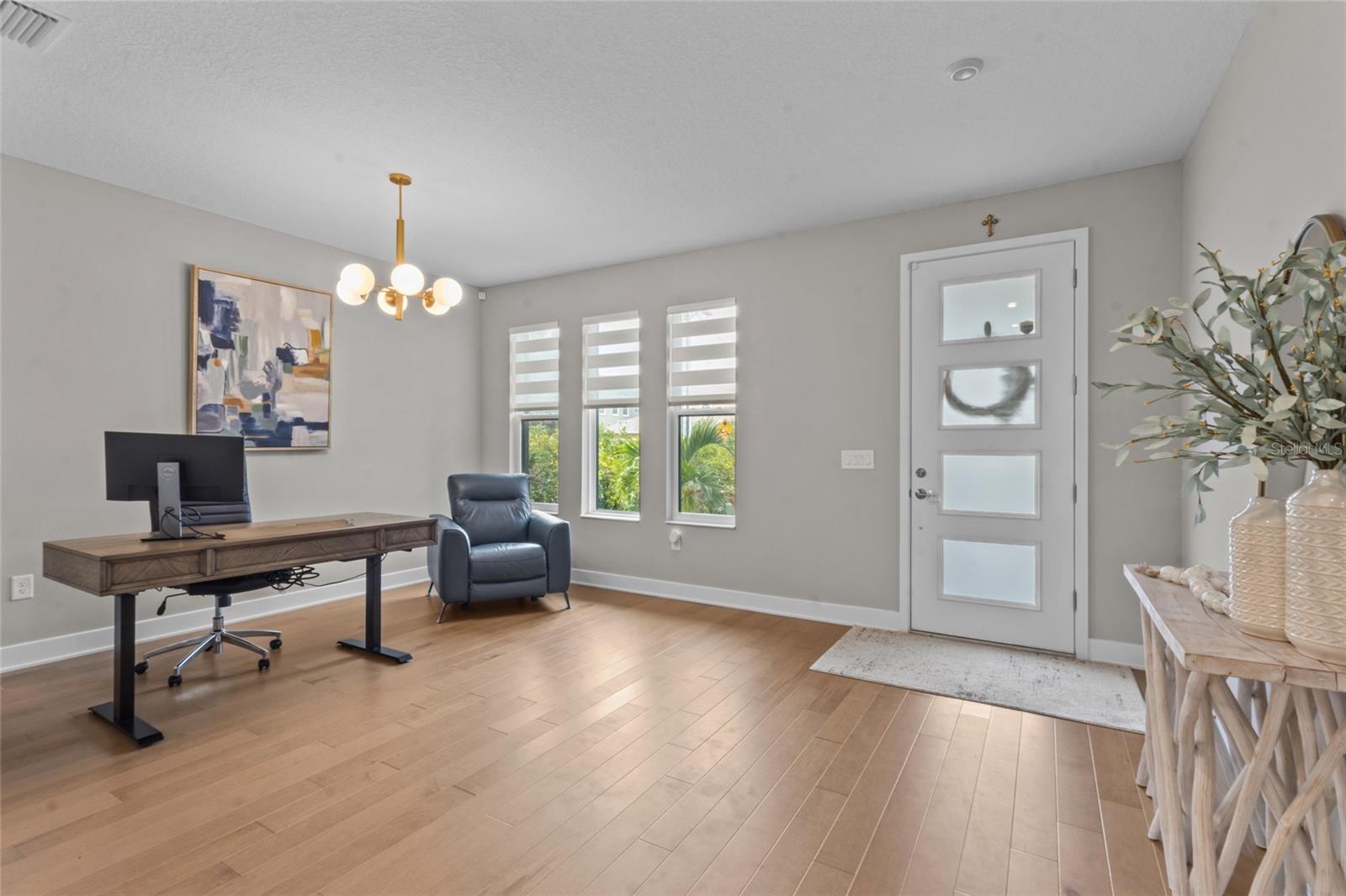 Tampa, Florida, 33609, United States, 4 Bedrooms Bedrooms, ,4 BathroomsBathrooms,Residential,Active,2010143