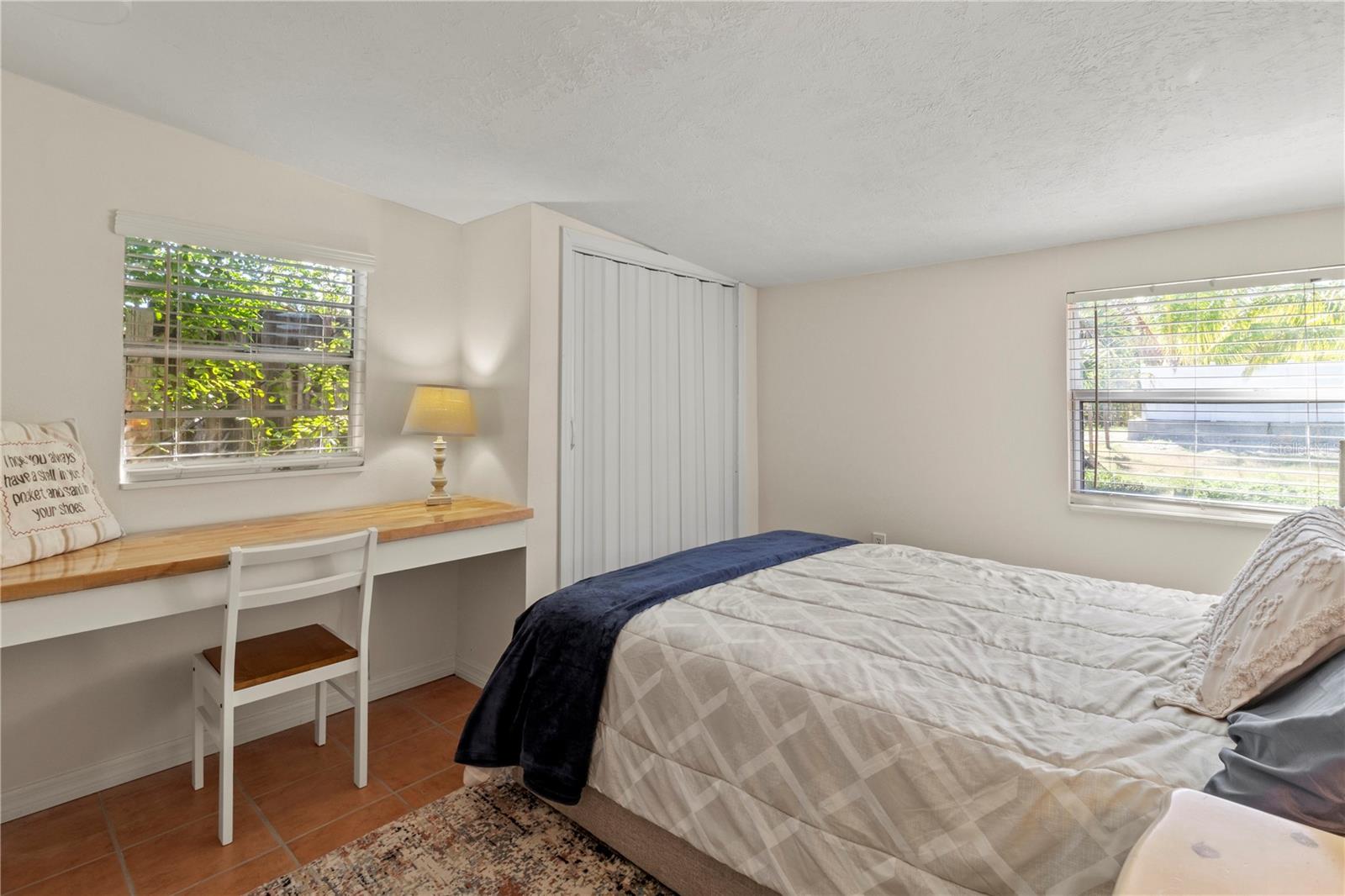 Holmes Beach, Florida, 34217, United States, 5 Bedrooms Bedrooms, ,3 BathroomsBathrooms,Residential,Active,1972187