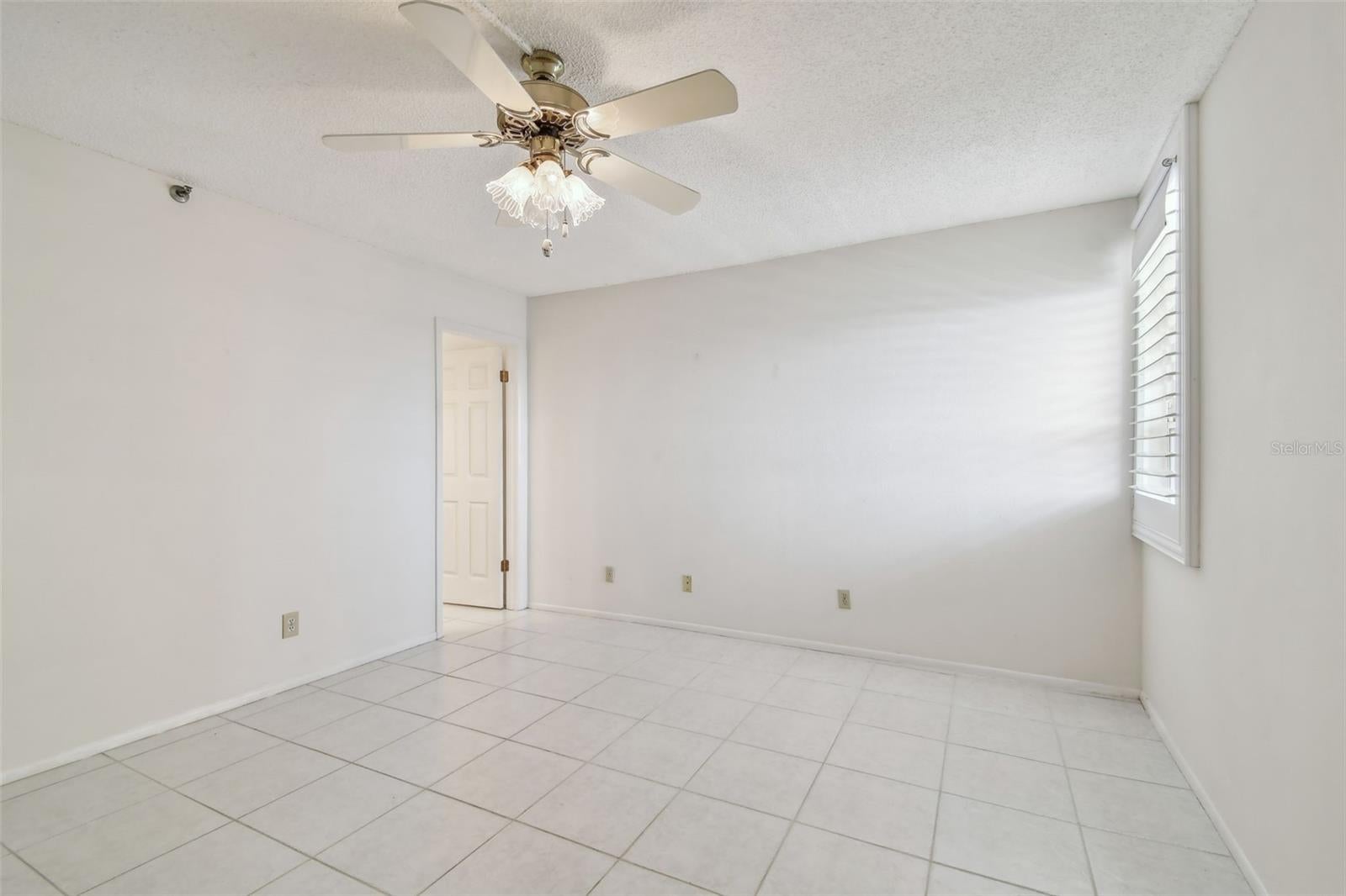 Redington Shores, Florida, 33708, United States, ,3 BathroomsBathrooms,Residential,Active,1824910
