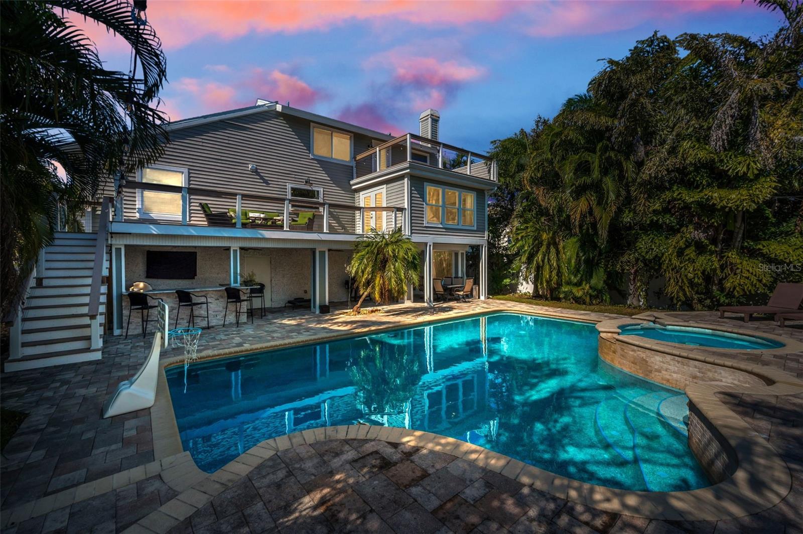 Palm Harbor, Florida, 34683, United States, 3 Bedrooms Bedrooms, ,3 BathroomsBathrooms,Residential,Active,2001068