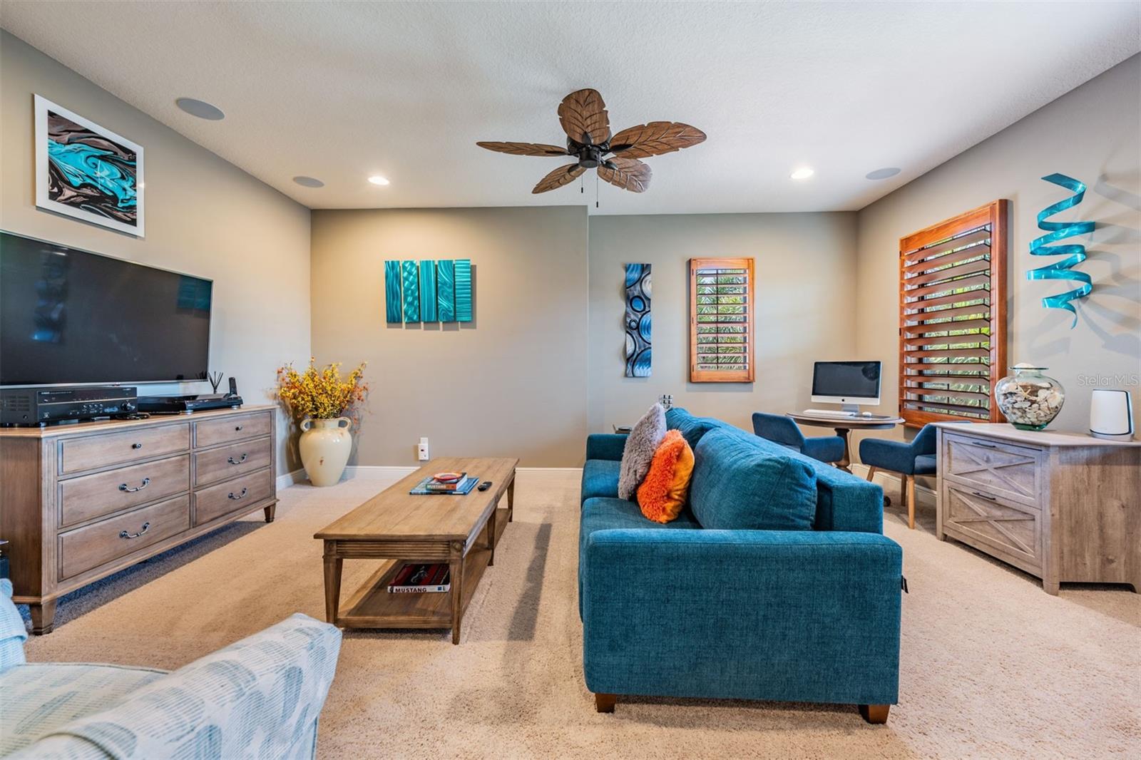Palm Harbor, Florida, 34683, United States, 4 Bedrooms Bedrooms, ,3 BathroomsBathrooms,Residential,Active,1905355