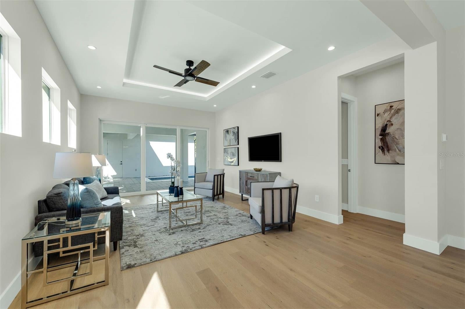 Orlando, Florida, 32804, United States, 5 Bedrooms Bedrooms, ,4 BathroomsBathrooms,Residential,Active,1702896