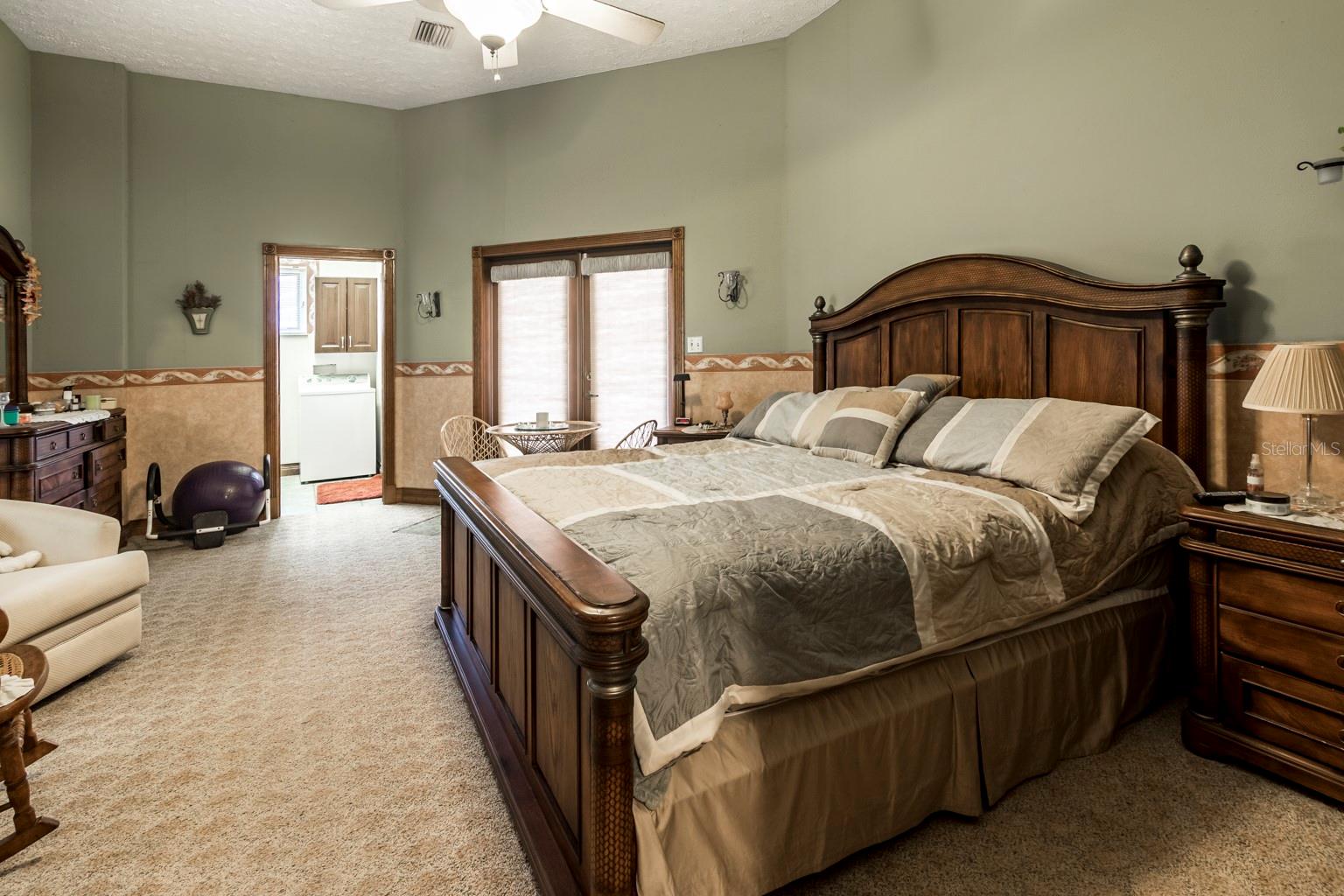 New Port Richey, Florida, 34654, United States, 4 Bedrooms Bedrooms, ,5 BathroomsBathrooms,Residential,Active,1963410