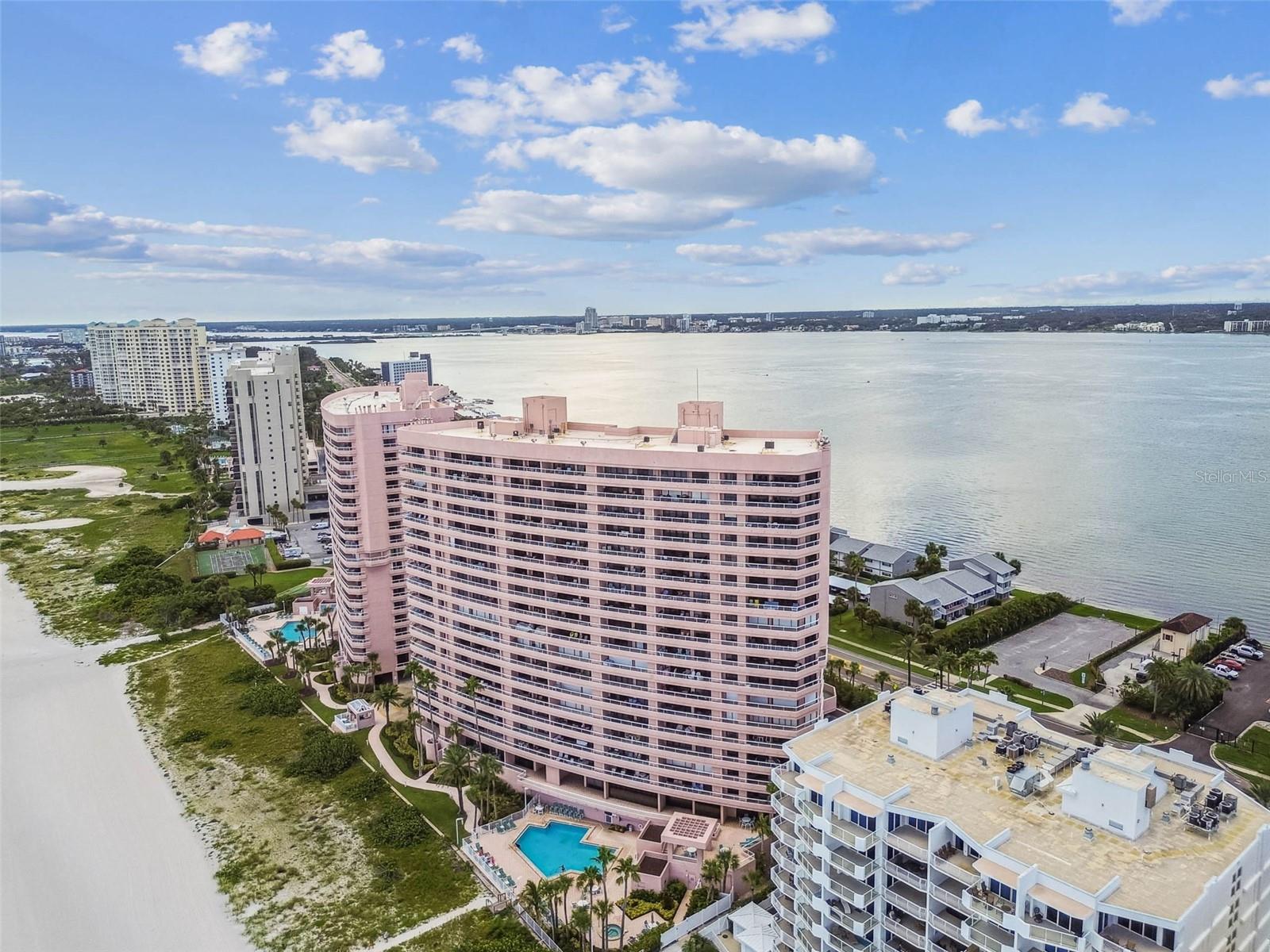 Clearwater Beach, Florida, 33767, United States, 2 Bedrooms Bedrooms, ,3 BathroomsBathrooms,Residential,Active,1919072