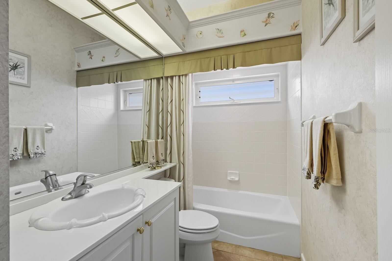 University Park, Florida, 34201, United States, 3 Bedrooms Bedrooms, ,3 BathroomsBathrooms,Residential,Active,1953644