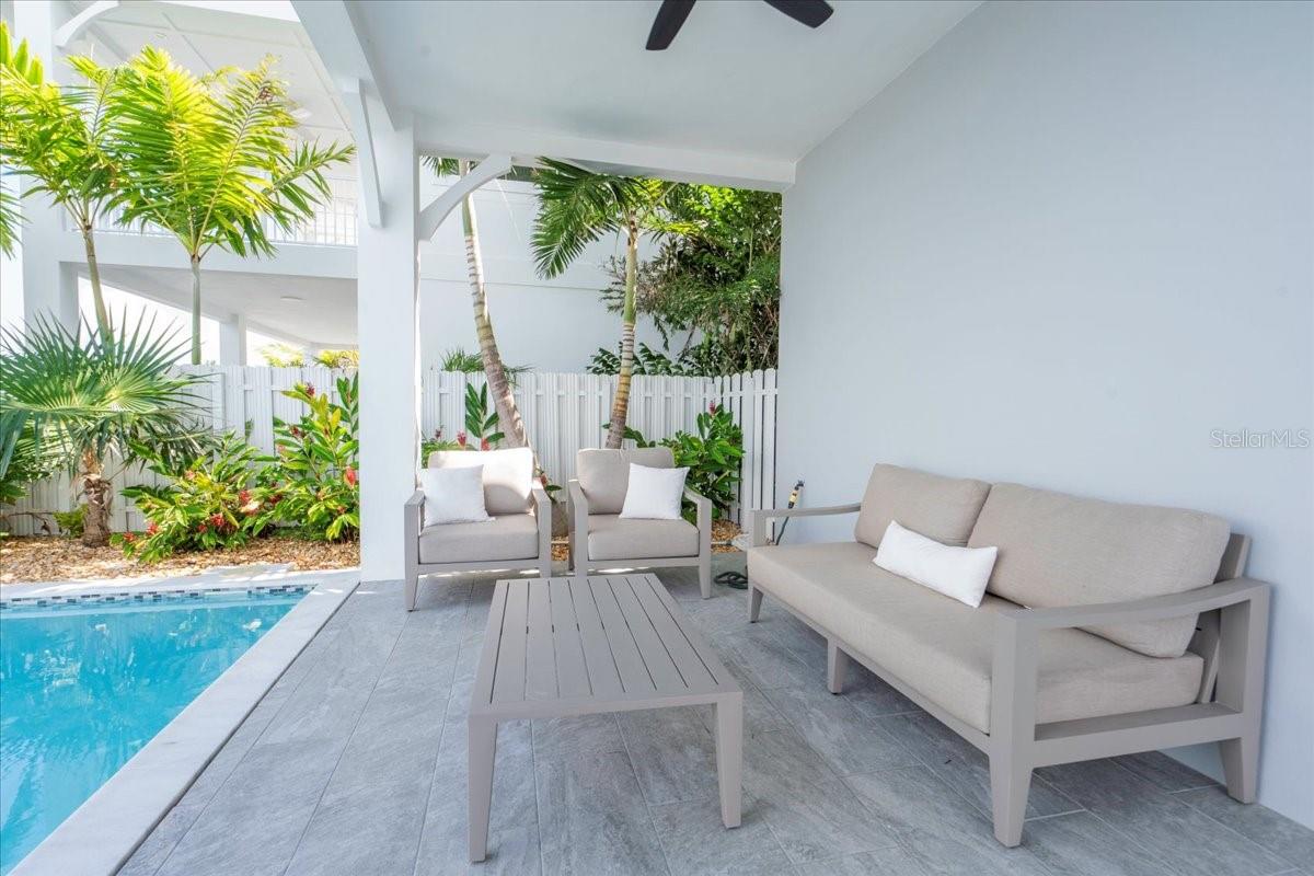 Marathon, Florida, 33050, United States, 5 Bedrooms Bedrooms, ,5 BathroomsBathrooms,Residential,Active,2011845