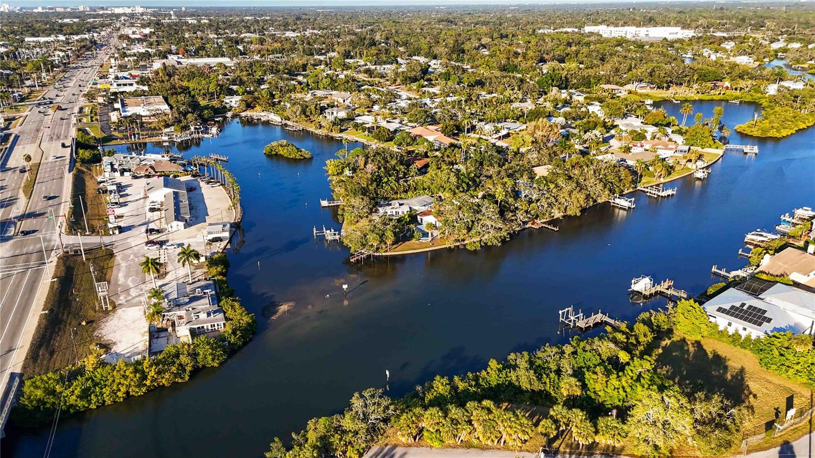 Sarasota, Florida, 34231, United States, 3 Bedrooms Bedrooms, ,2 BathroomsBathrooms,Residential,Active,2008733