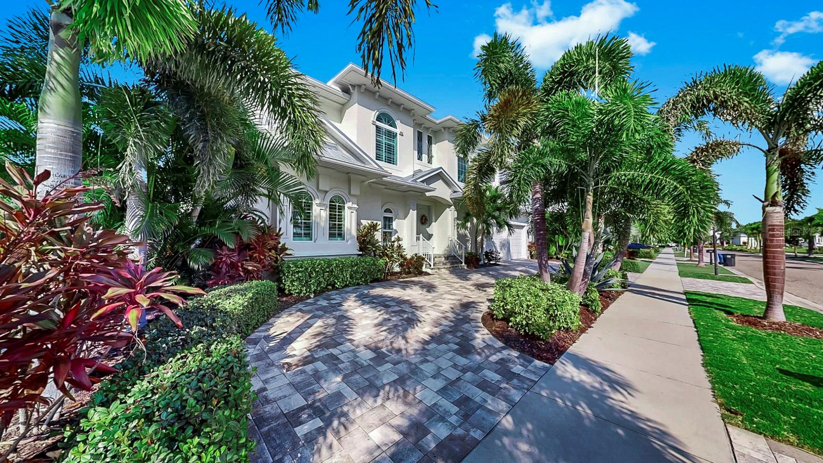 Apollo Beach, Florida, 33572, United States, 3 Bedrooms Bedrooms, ,4 BathroomsBathrooms,Residential,Active,1972155