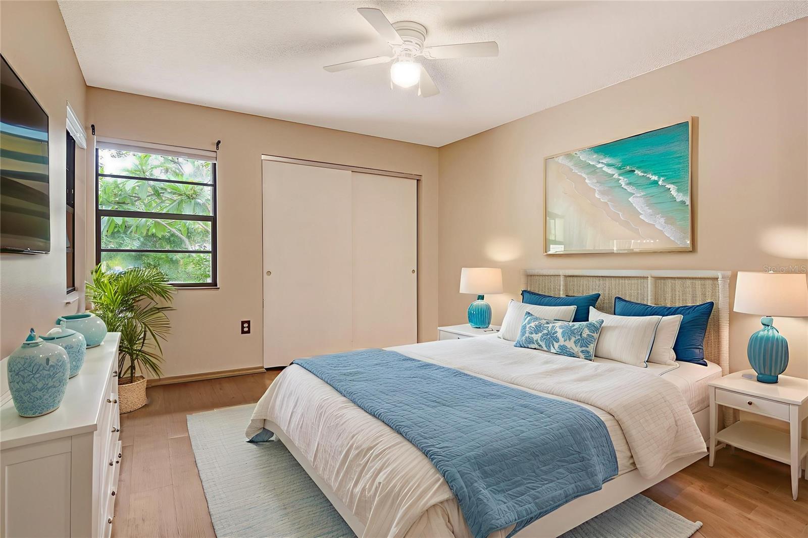 Sarasota, Florida, 34236, United States, 2 Bedrooms Bedrooms, ,2 BathroomsBathrooms,Residential,Active,2007204