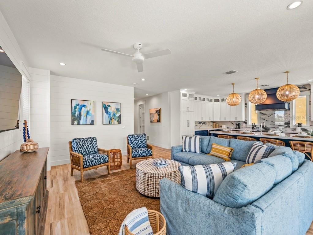 Sarasota, Florida, 34236, United States, 8 Bedrooms Bedrooms, ,10 BathroomsBathrooms,Residential,Active,2044131