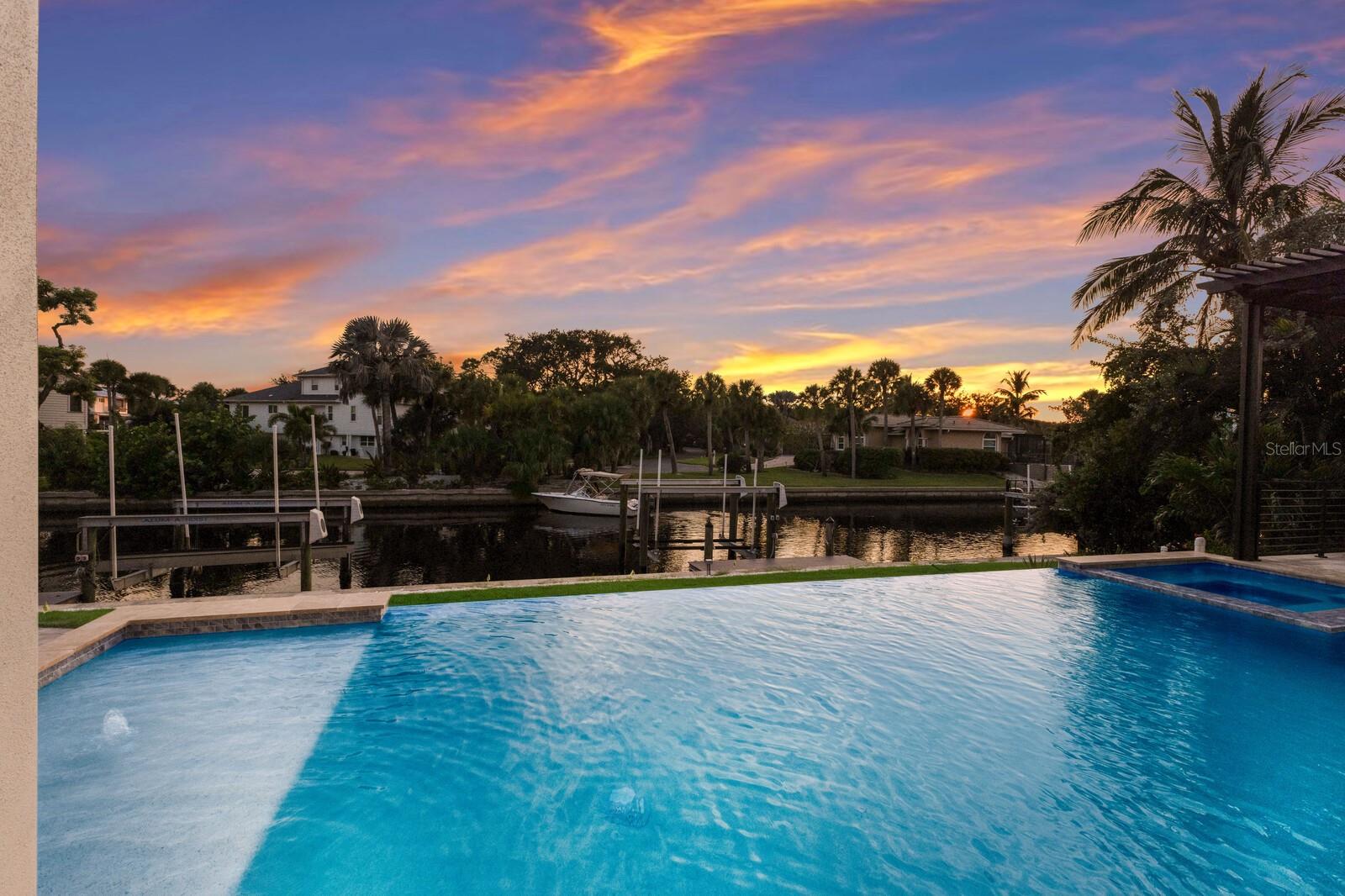 Sarasota, Florida, 34242, United States, 4 Bedrooms Bedrooms, ,6 BathroomsBathrooms,Residential,Active,1941333