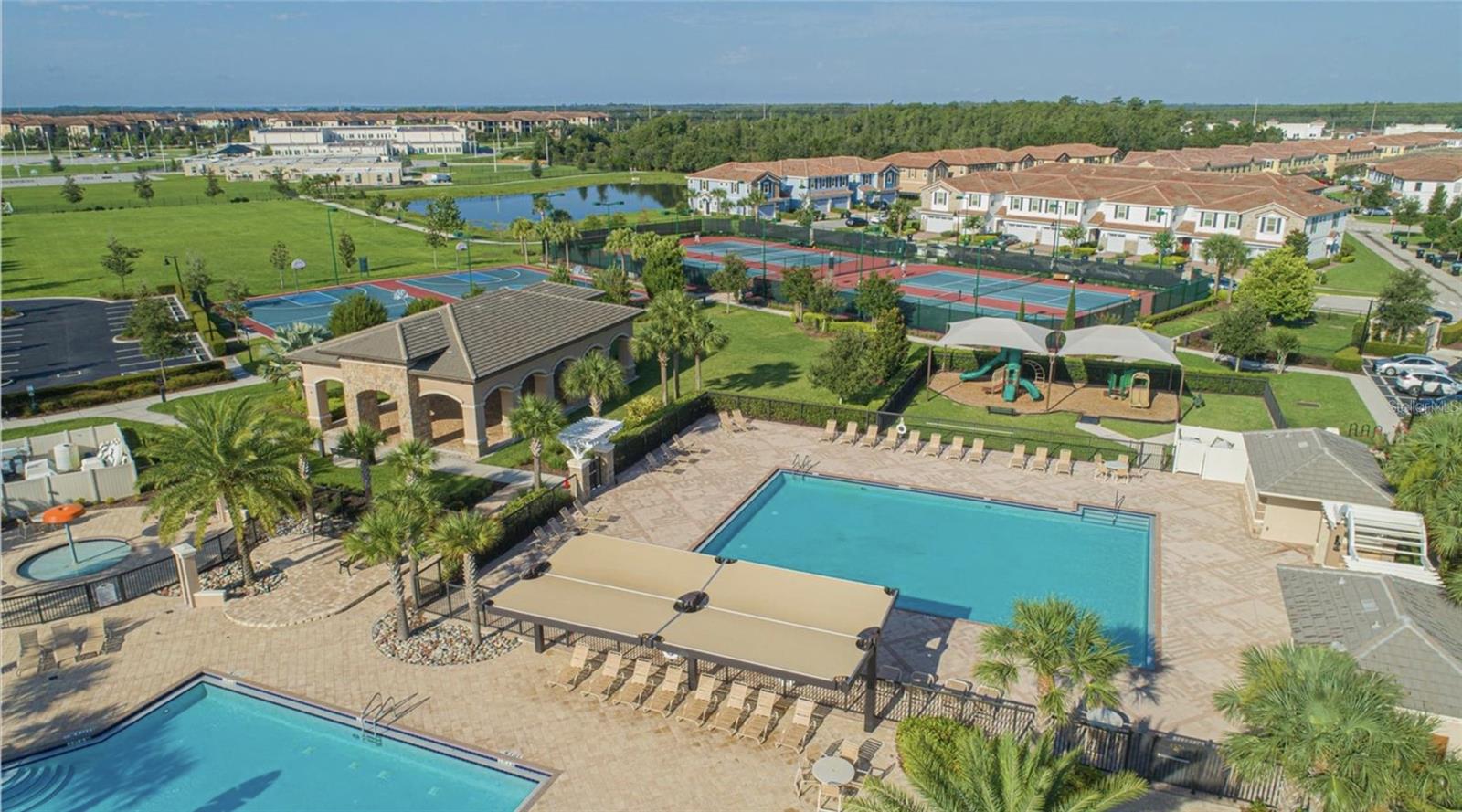 Orlando, Florida, 32832, United States, 5 Bedrooms Bedrooms, ,4 BathroomsBathrooms,Residential,Active,1894191