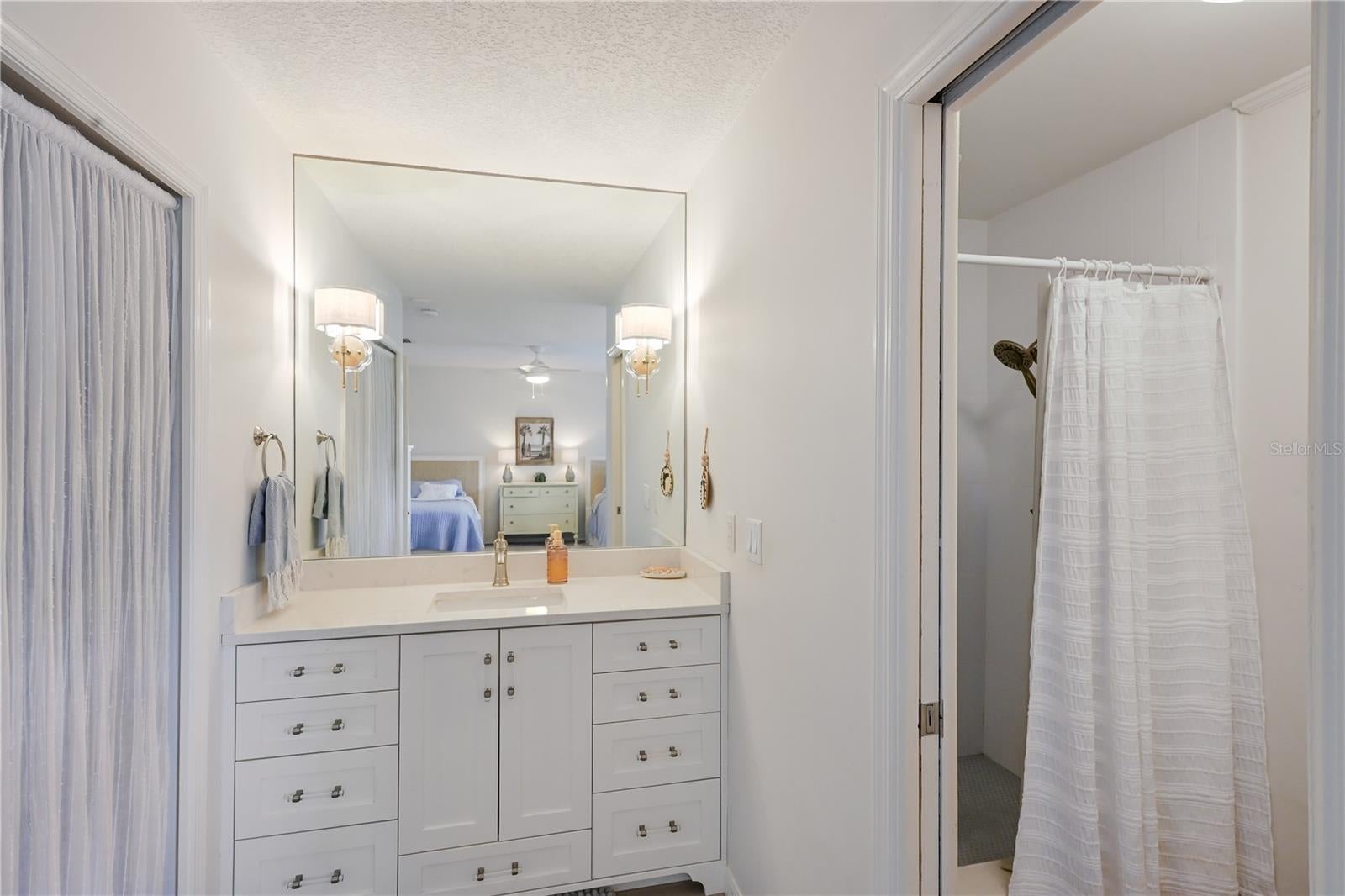 Bradenton, Florida, 34209, United States, 4 Bedrooms Bedrooms, ,3 BathroomsBathrooms,Residential,Active,2007153