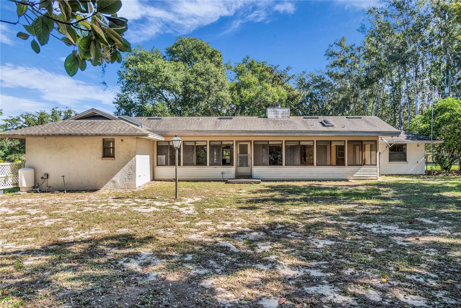 Oakland, Florida, 34787, United States, 4 Bedrooms Bedrooms, ,2 BathroomsBathrooms,Residential,Active,1990636