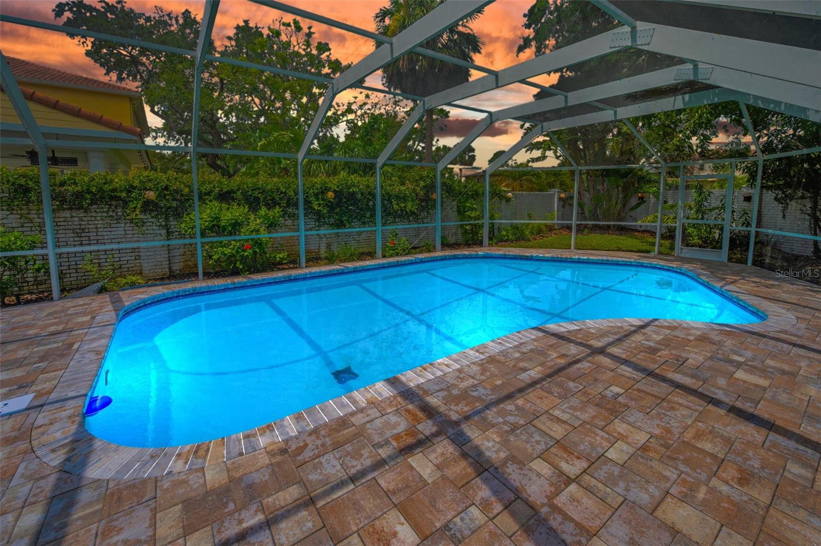 Tampa, Florida, 33609, United States, 4 Bedrooms Bedrooms, ,4 BathroomsBathrooms,Residential,Active,1880304