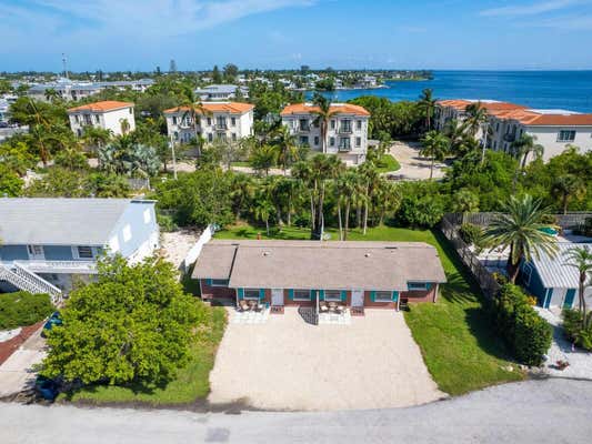 208 PEACOCK LN # A, HOLMES BEACH, FL 34217 - Image 1