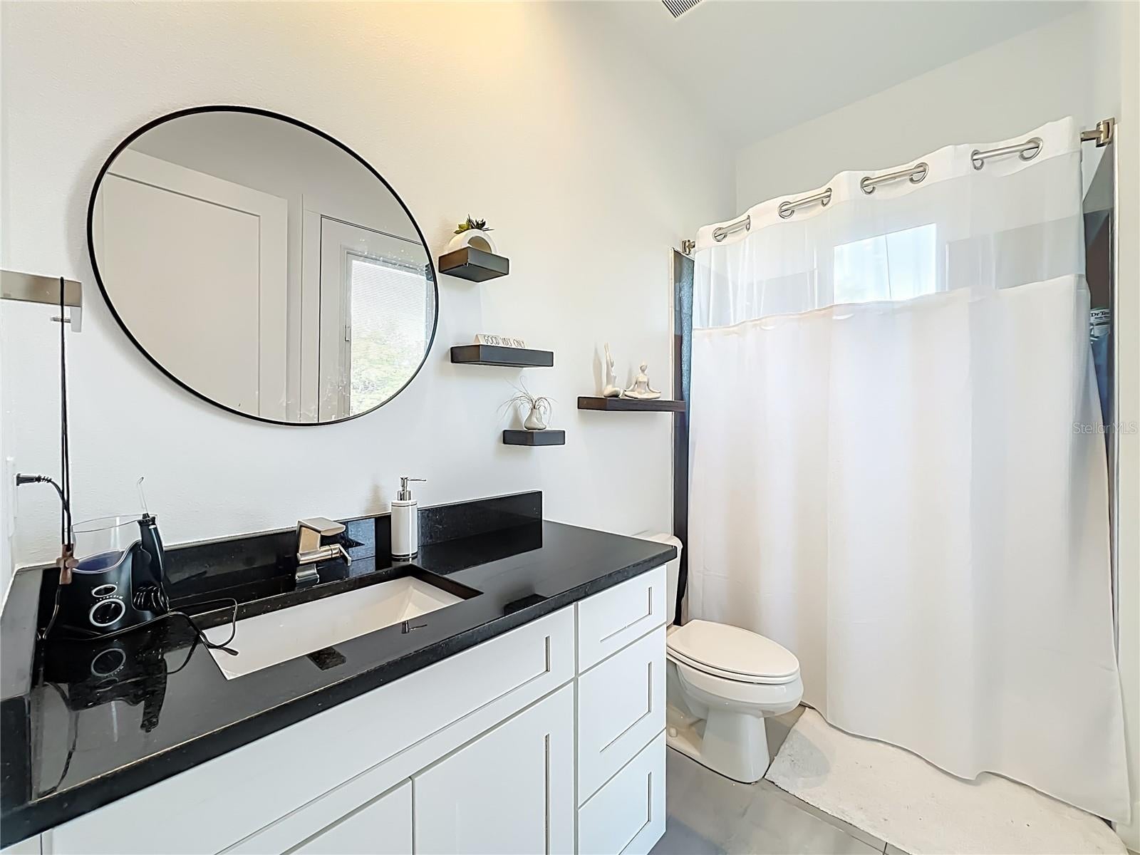 Dunnellon, Florida, 34432, United States, 5 Bedrooms Bedrooms, ,4 BathroomsBathrooms,Residential,Active,2012479