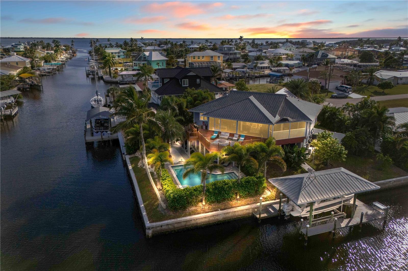 St James City, Florida, 33956, United States, 4 Bedrooms Bedrooms, ,3 BathroomsBathrooms,Residential,Active,2009132