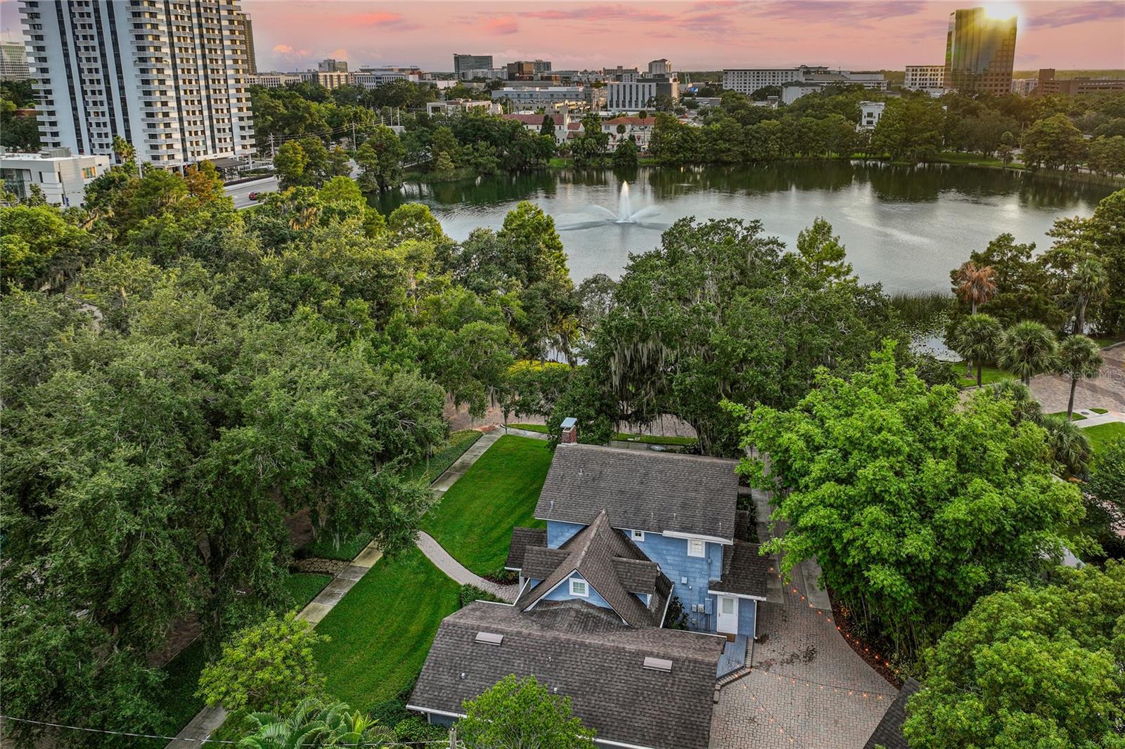 Orlando, Florida, 32803, United States, 5 Bedrooms Bedrooms, ,5 BathroomsBathrooms,Residential,Active,1926917