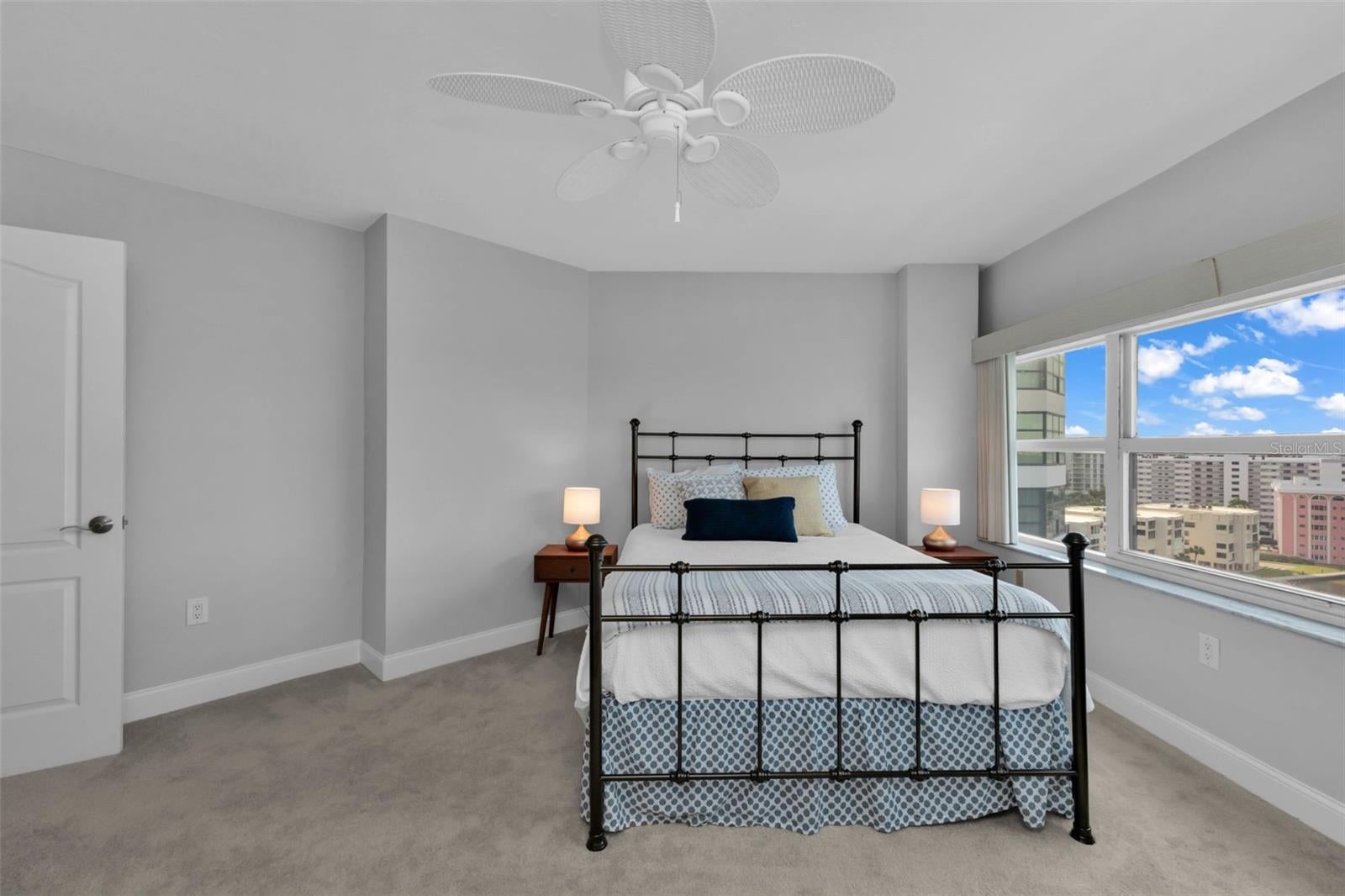 Sarasota, Florida, 34236, United States, 2 Bedrooms Bedrooms, ,2 BathroomsBathrooms,Residential,Active,1963403