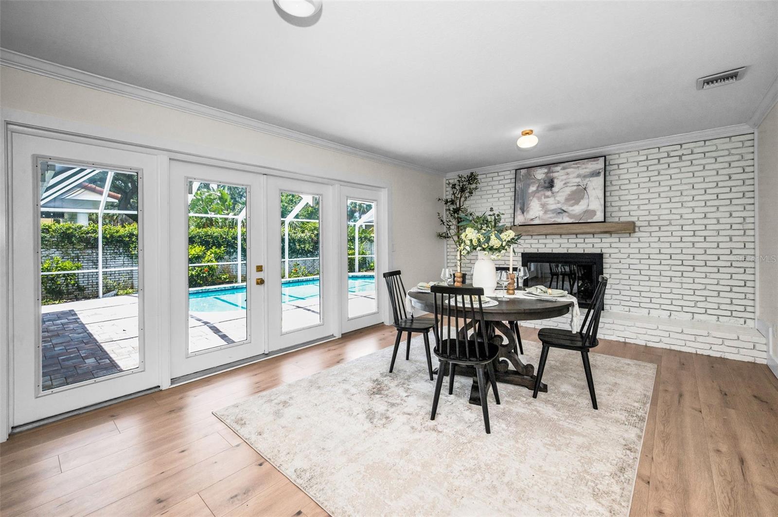 Tampa, Florida, 33609, United States, 4 Bedrooms Bedrooms, ,4 BathroomsBathrooms,Residential,Active,1880304