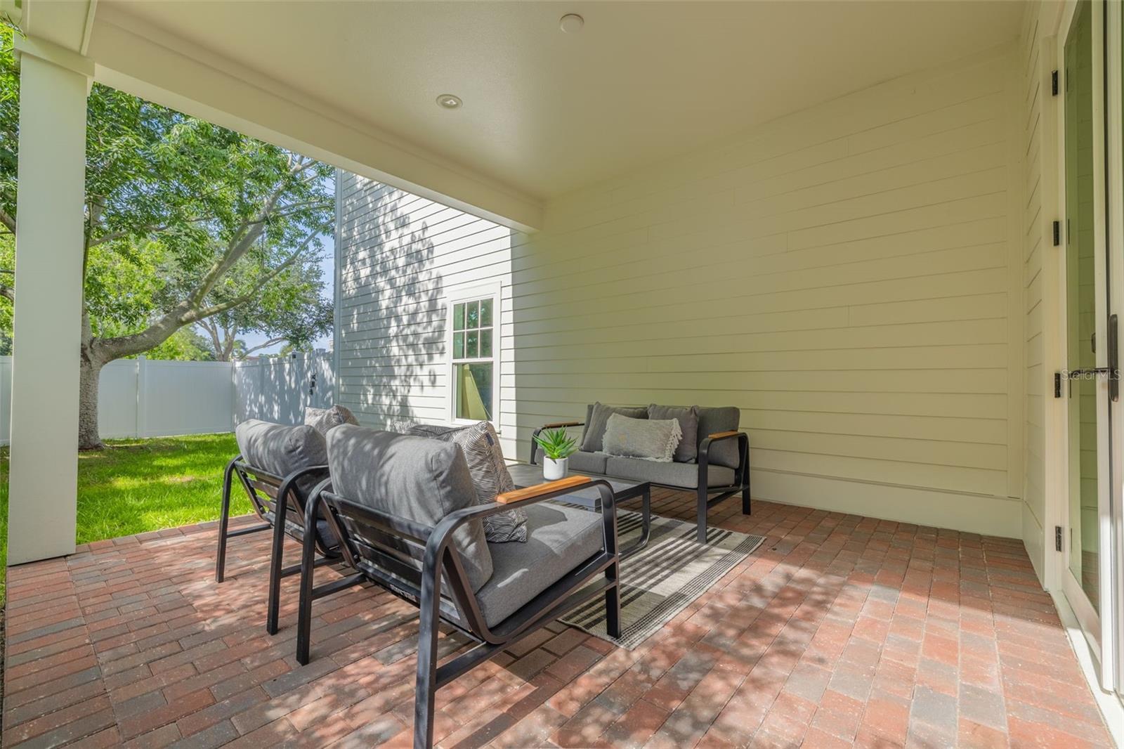 St Petersburg, Florida, 33704, United States, 5 Bedrooms Bedrooms, ,4 BathroomsBathrooms,Residential,Active,2021279