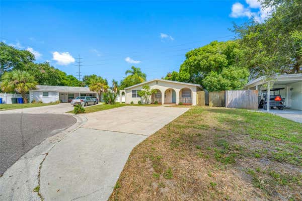 612 DOGWOOD CT, DUNEDIN, FL 34698, photo 2 of 64