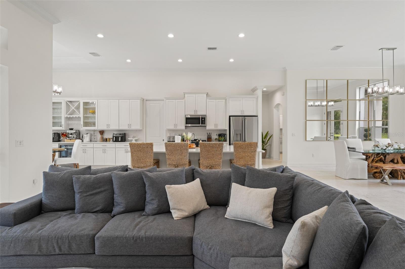 Homosassa, Florida, 34446, United States, 4 Bedrooms Bedrooms, ,4 BathroomsBathrooms,Residential,Active,1910160