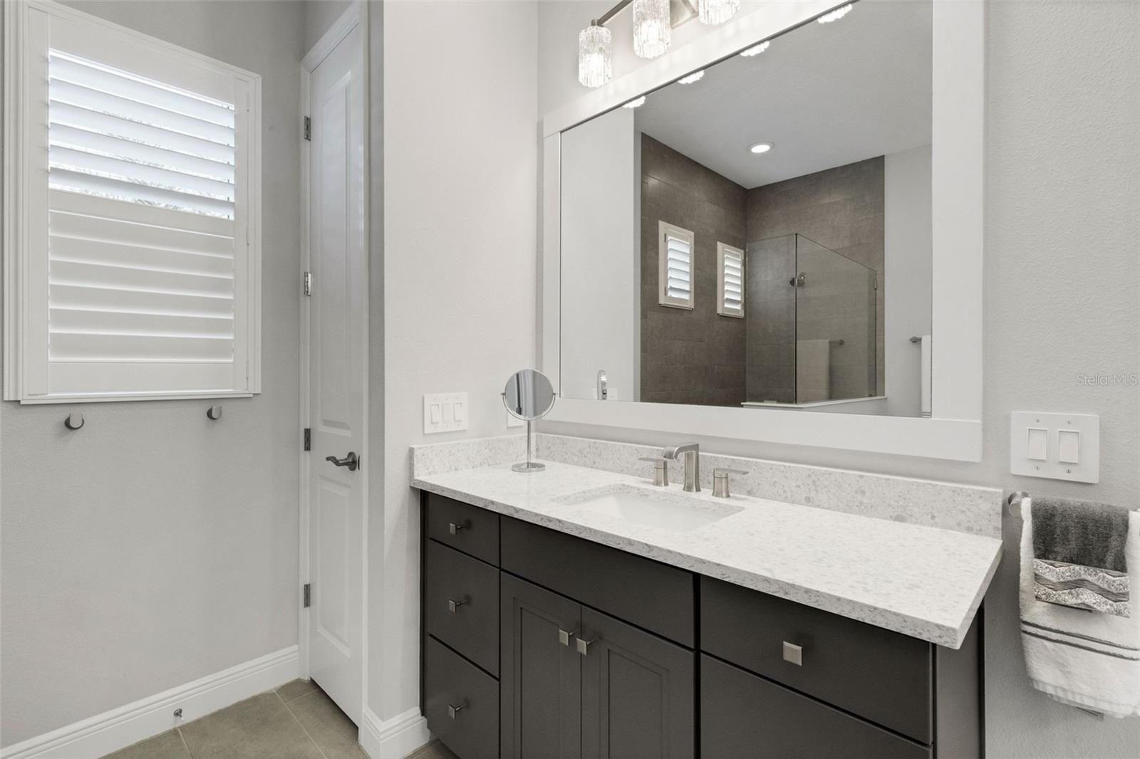 Sarasota, Florida, 34240, United States, 3 Bedrooms Bedrooms, ,3 BathroomsBathrooms,Residential,Active,2015455