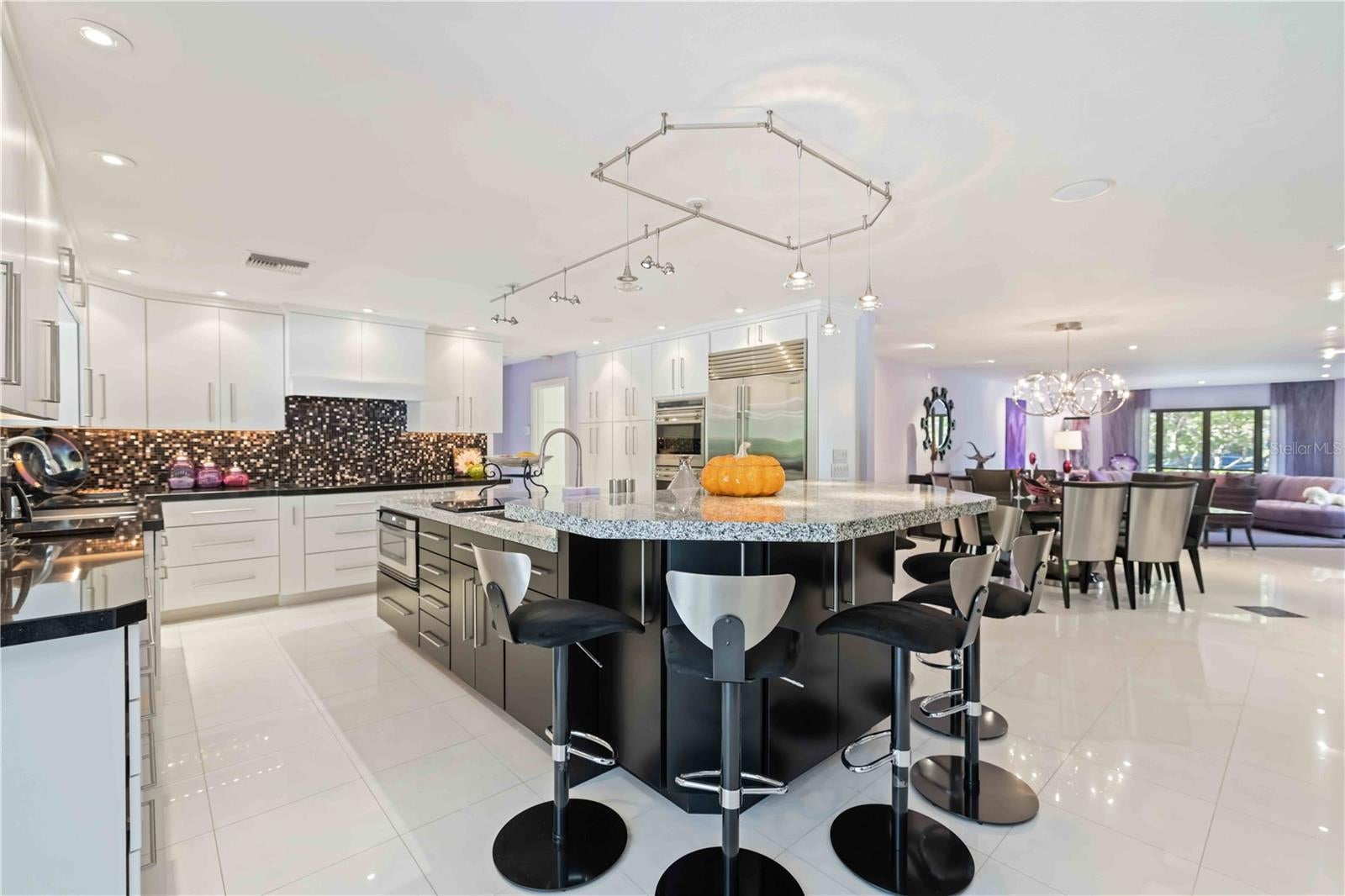 Nokomis, Florida, 34275, United States, 3 Bedrooms Bedrooms, ,3 BathroomsBathrooms,Residential,Active,1985591