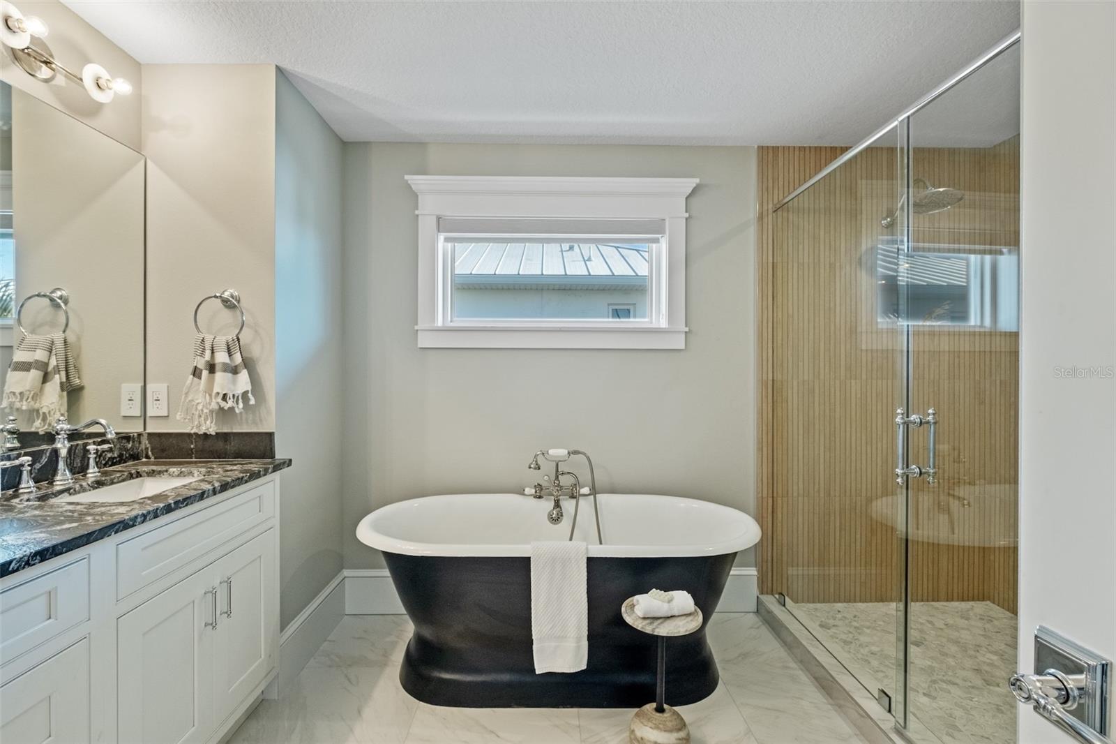 Anna Maria, Florida, 34216, United States, 7 Bedrooms Bedrooms, ,8 BathroomsBathrooms,Residential,Active,1892423
