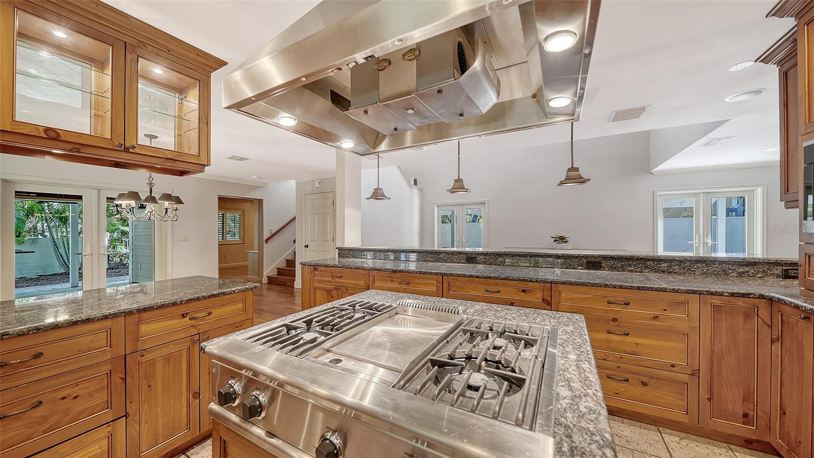 Sarasota, Florida, 34239, United States, 3 Bedrooms Bedrooms, ,3 BathroomsBathrooms,Residential,Active,2013163