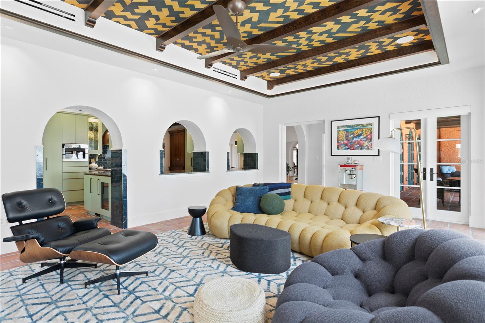 St Petersburg, Florida, 33704, United States, 6 Bedrooms Bedrooms, ,7 BathroomsBathrooms,Residential,Active,1871834