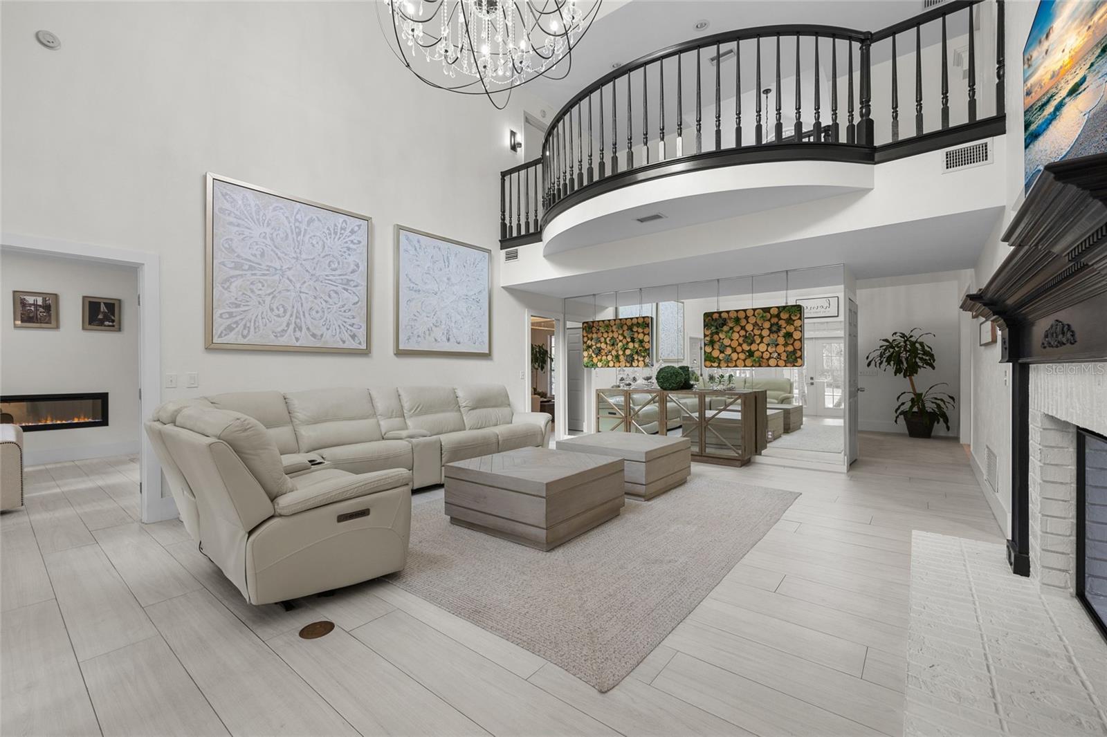 Alachua, Florida, 32615, United States, 5 Bedrooms Bedrooms, ,7 BathroomsBathrooms,Residential,Active,2009170