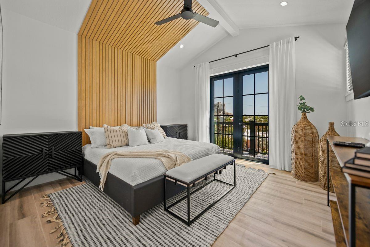 Sarasota, Florida, 34242, United States, 7 Bedrooms Bedrooms, ,8 BathroomsBathrooms,Residential,Active,1773223