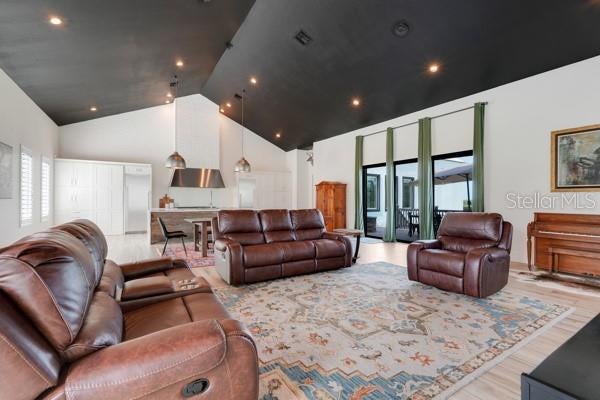 Clermont, Florida, 34711, United States, 3 Bedrooms Bedrooms, ,3 BathroomsBathrooms,Residential,Active,1860311