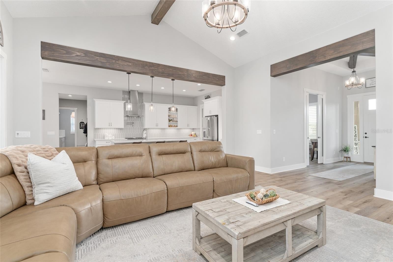 Oxford, Florida, 34484, United States, 4 Bedrooms Bedrooms, ,3 BathroomsBathrooms,Residential,Active,1936399