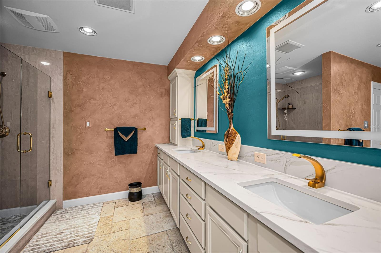Palm Harbor, Florida, 34683, United States, 4 Bedrooms Bedrooms, ,4 BathroomsBathrooms,Residential,Active,2036020