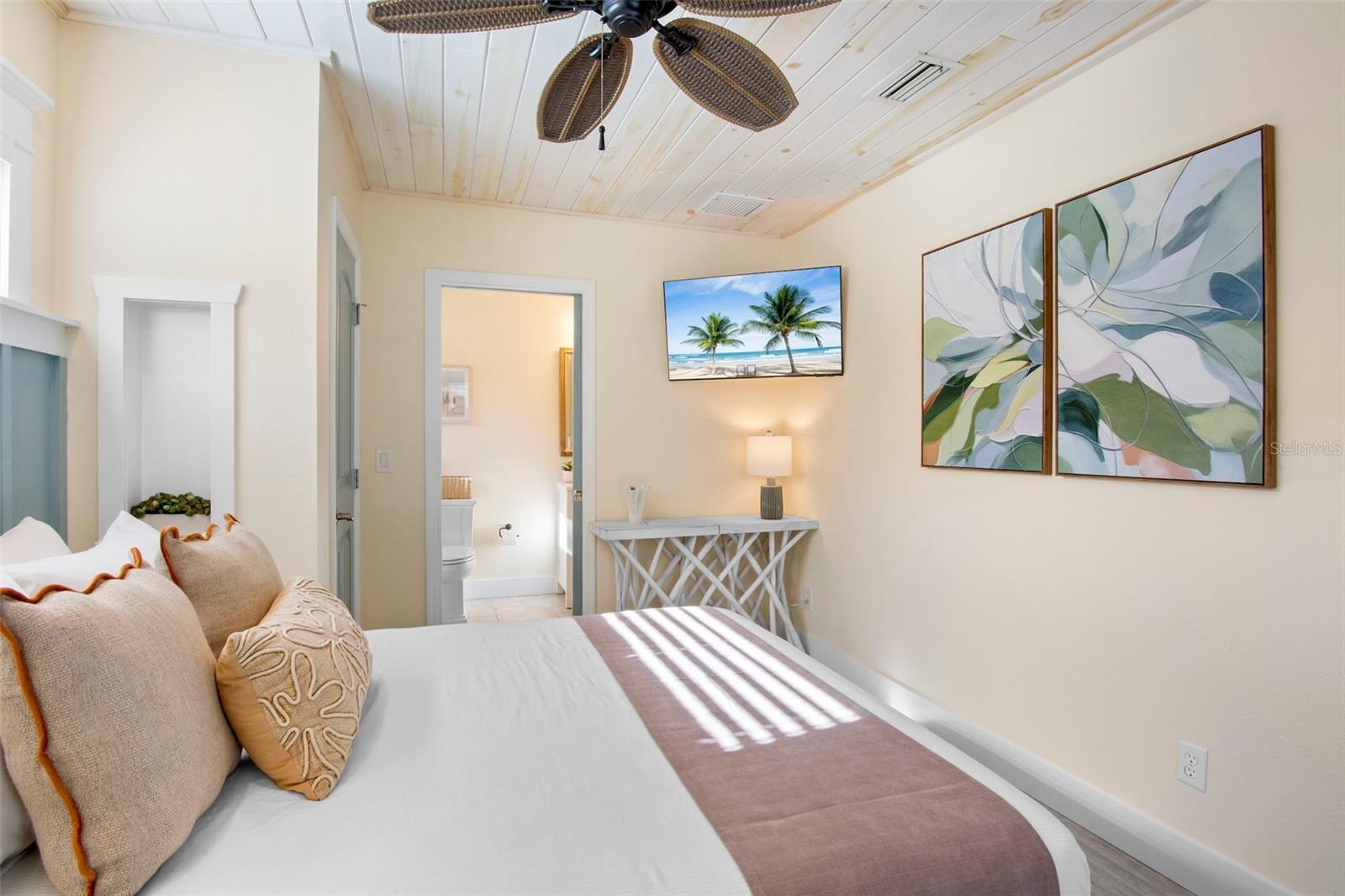 Anna Maria, Florida, 34216, United States, 2 Bedrooms Bedrooms, ,2 BathroomsBathrooms,Residential,Active,2006773