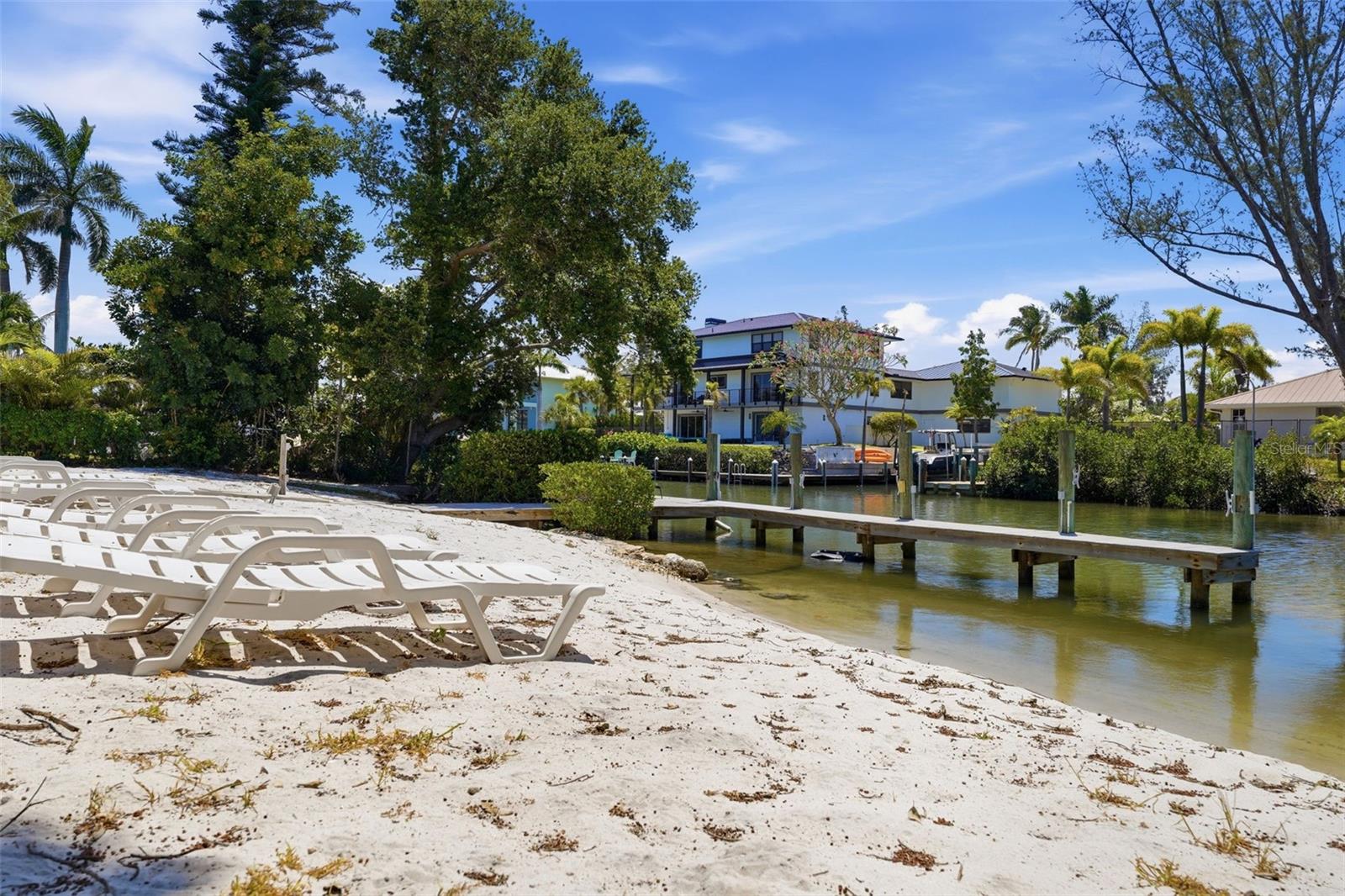 Sarasota, Florida, 34242, United States, 5 Bedrooms Bedrooms, ,4 BathroomsBathrooms,Residential,Active,2045533