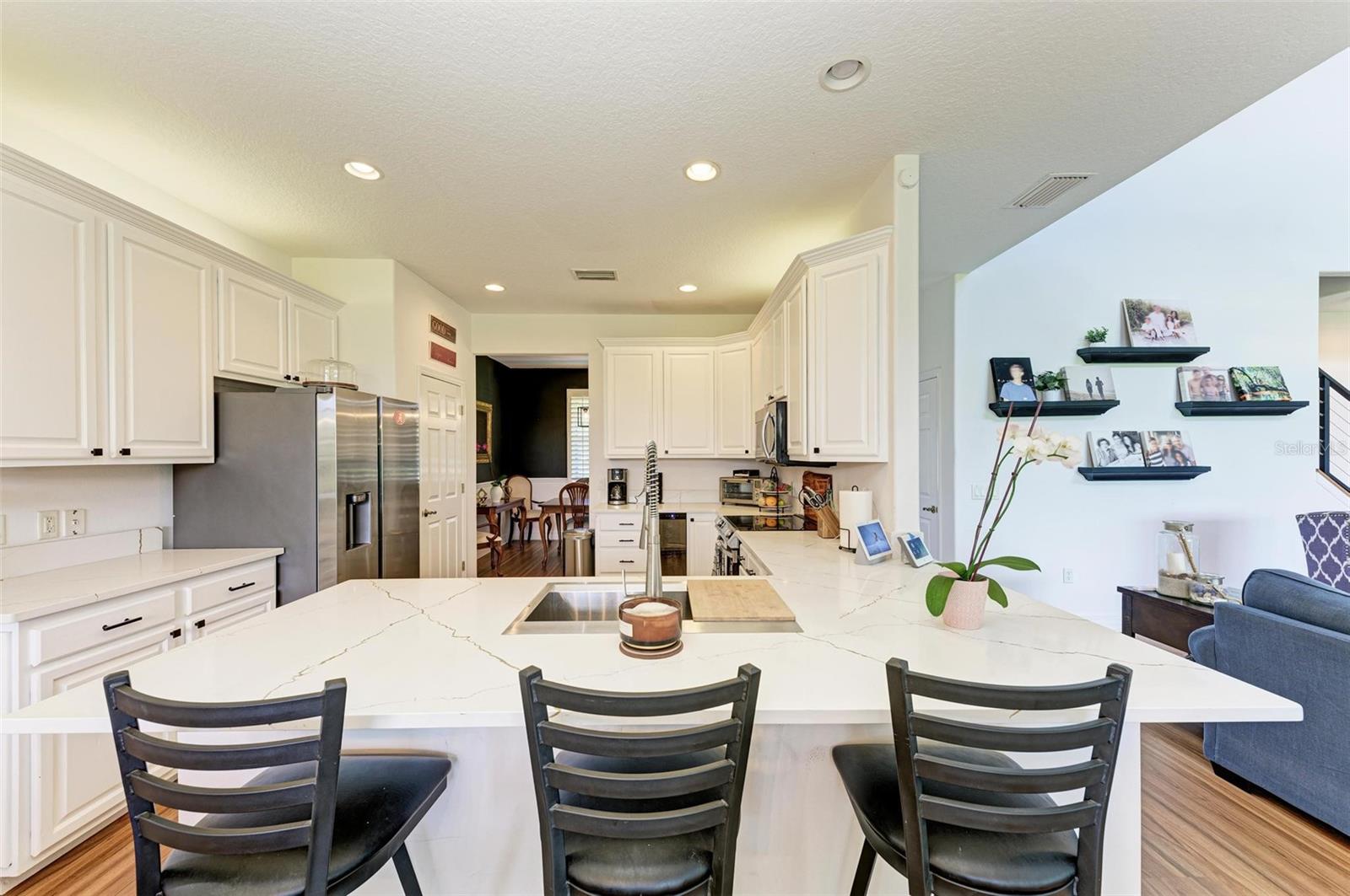 Bradenton, Florida, 34202, United States, 4 Bedrooms Bedrooms, ,3 BathroomsBathrooms,Residential,Active,2002666