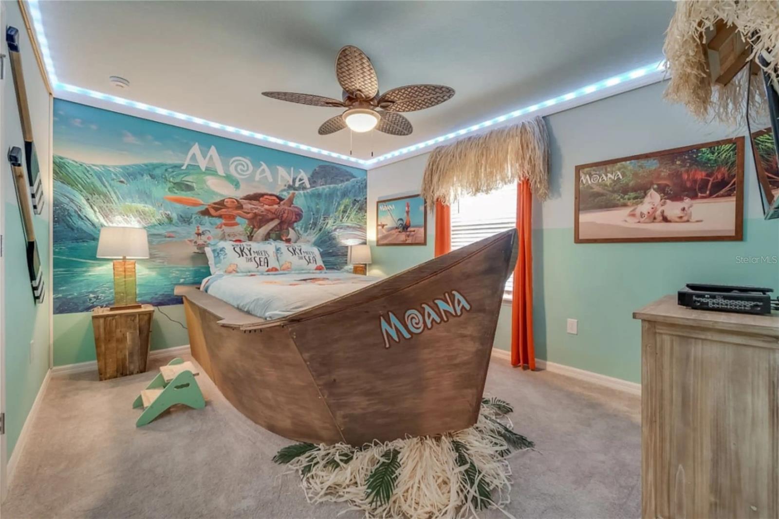 Davenport, Florida, 33897, United States, 10 Bedrooms Bedrooms, ,8 BathroomsBathrooms,Residential,Active,1988466