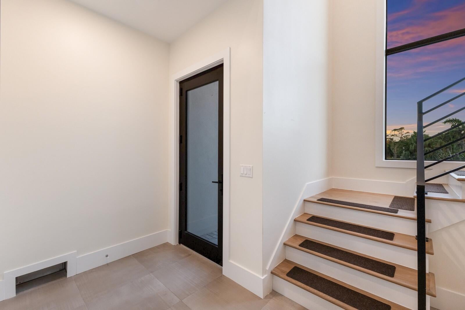 Longboat Key, Florida, 34228, United States, 3 Bedrooms Bedrooms, ,4 BathroomsBathrooms,Residential,Active,1987209