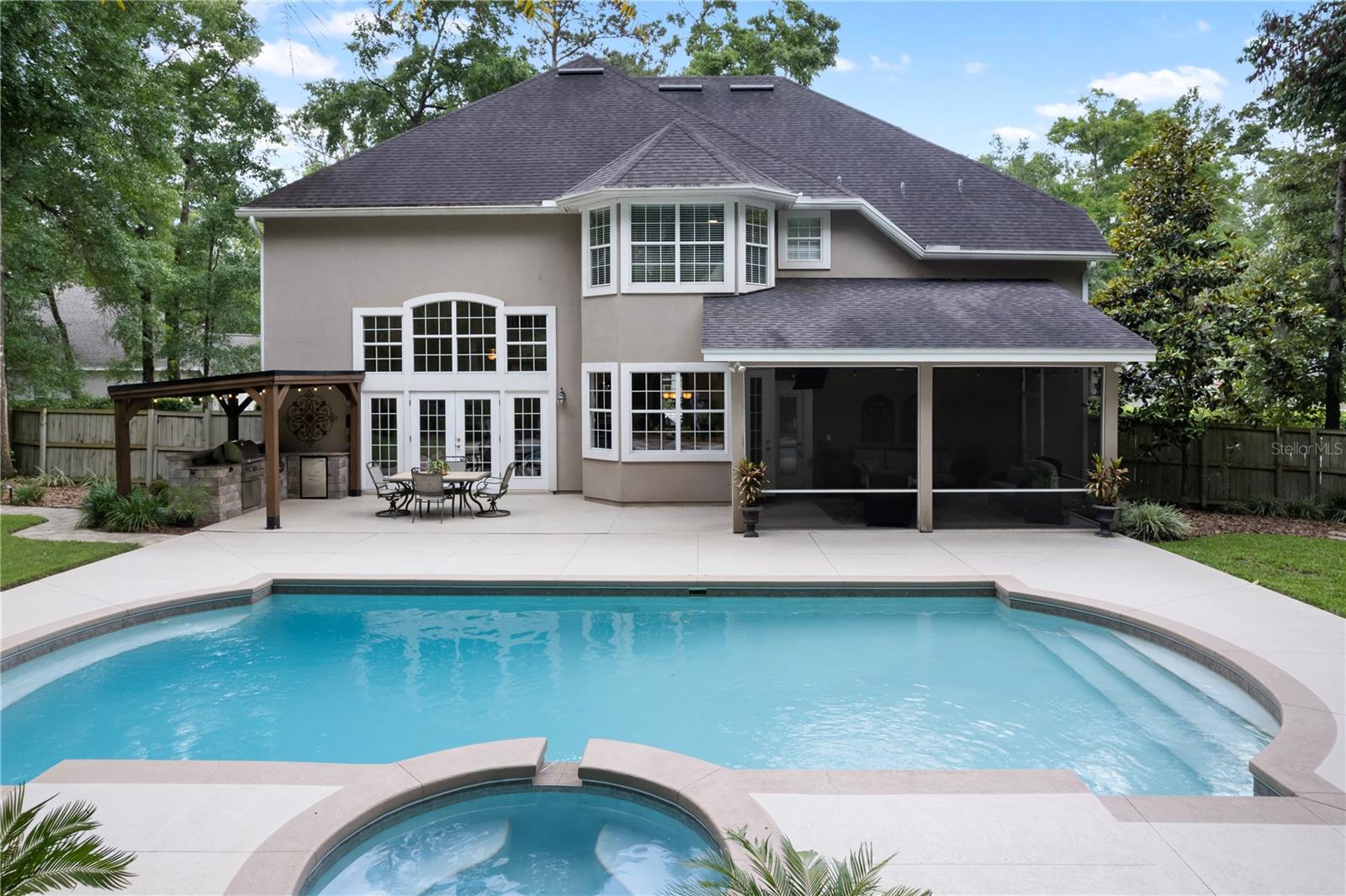 Gainesville, Florida, 32608, United States, ,5 BathroomsBathrooms,Residential,Active,1799404