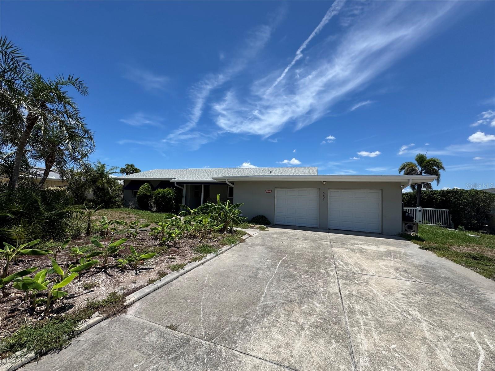 St Pete Beach, Florida, 33706, United States, 3 Bedrooms Bedrooms, ,3 BathroomsBathrooms,Residential,Active,1902944