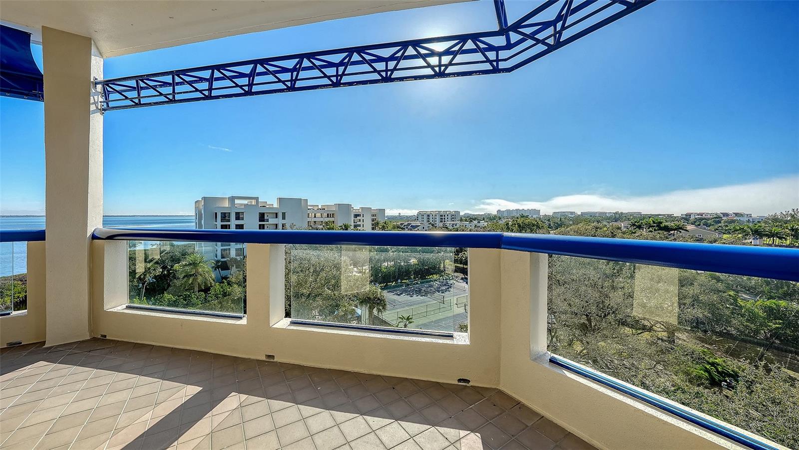 Longboat Key, Florida, 34228, United States, 2 Bedrooms Bedrooms, ,3 BathroomsBathrooms,Residential,Active,2009004