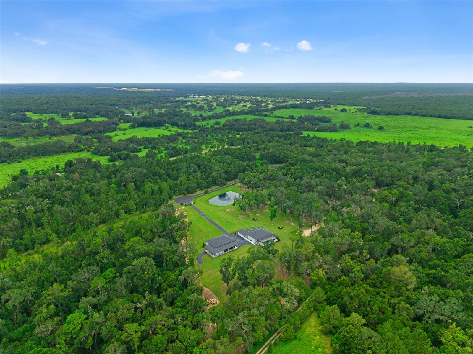 Homosassa, Florida, 34446, United States, 4 Bedrooms Bedrooms, ,4 BathroomsBathrooms,Residential,Active,1910160