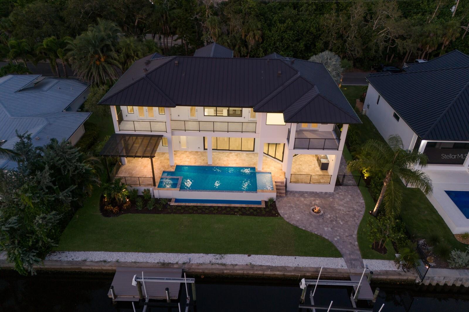 Sarasota, Florida, 34242, United States, 4 Bedrooms Bedrooms, ,6 BathroomsBathrooms,Residential,Active,1941333