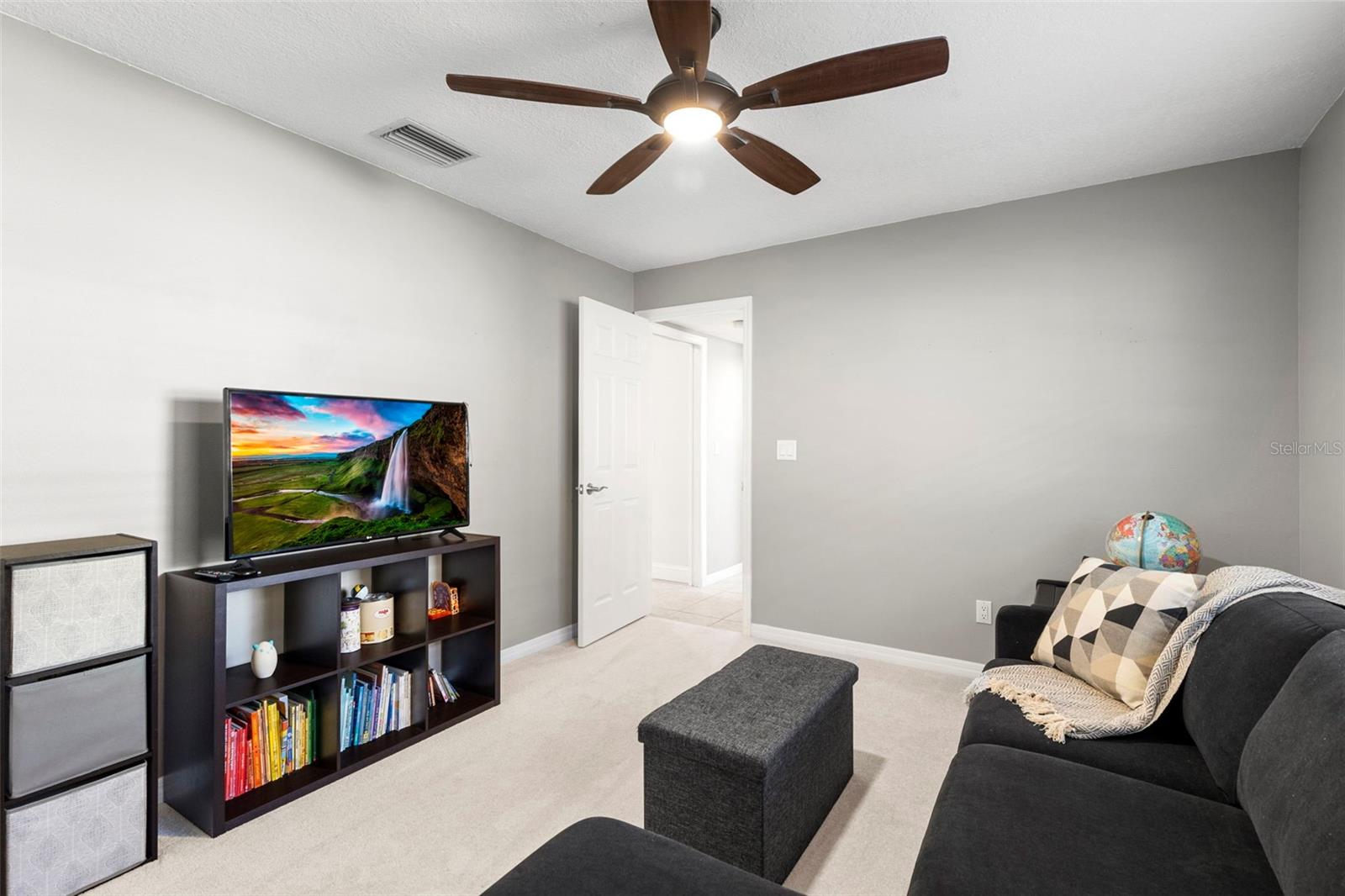 Clearwater, Florida, 33761, United States, 5 Bedrooms Bedrooms, ,3 BathroomsBathrooms,Residential,Active,1953689